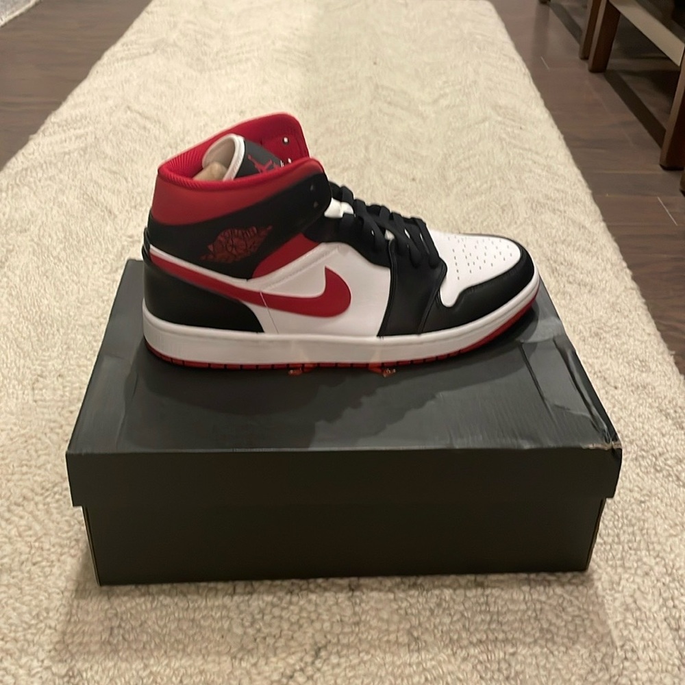 Air Jordan 1 Mid | men’s 11
